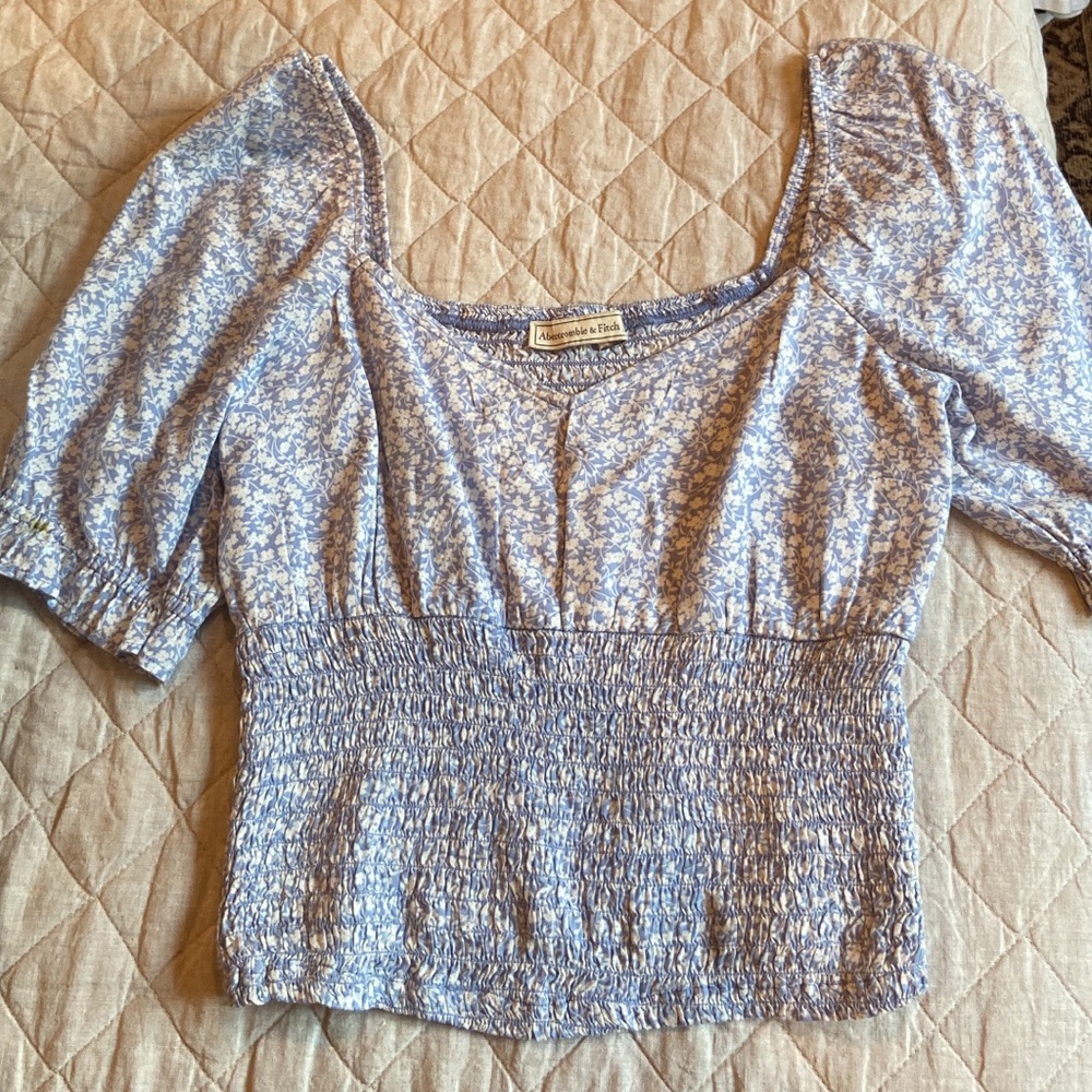 Abercrombie and Fitch Summer floral off the shoulder